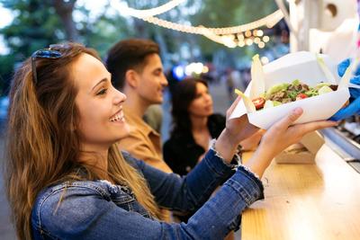 SHS-038-26-03 MARCH Social IMAGE_FR163.jpg